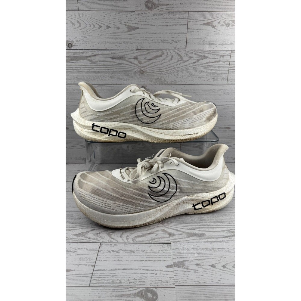 Topo Athletic Cyclone 2 White Black 10D Mens Sneaker Athletic Running Shoes #790